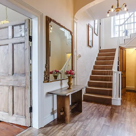 4 Bed In Padstow Penda Holiday home *